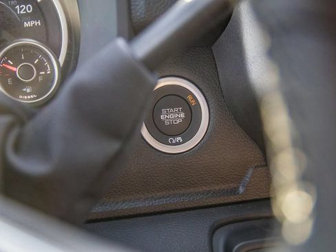New 2025 RAM 2500 Big Horn AWD/4WD image 74