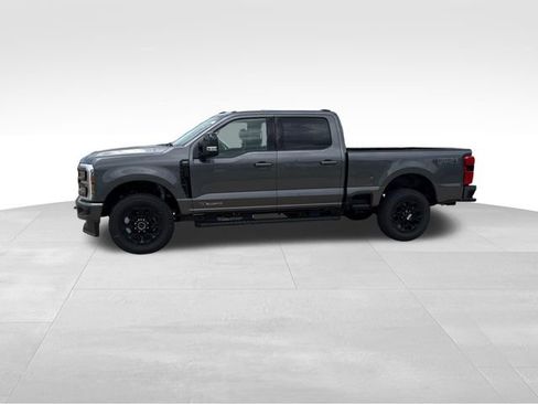 New 2026 Ford F250 Lariat w/ Black Appearance Package AWD/4WD image 4