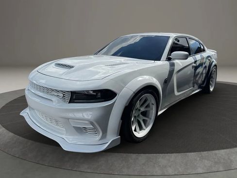 Used 2022 Dodge Charger SRT Hellcat image 6