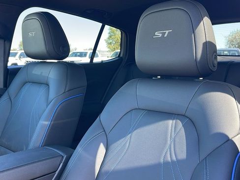 New 2026 Buick Envista Sport Touring FWD image 13