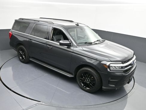 Certified 2022 Ford Expedition Max XLT image 35