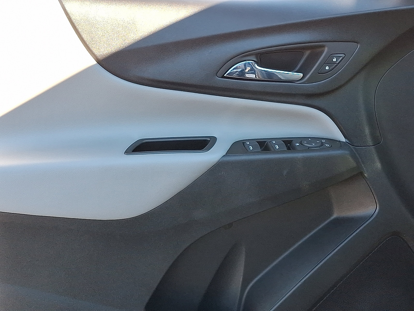 Certified 2023 Chevrolet Equinox LS w/ LS Convenience Package FWD image 14