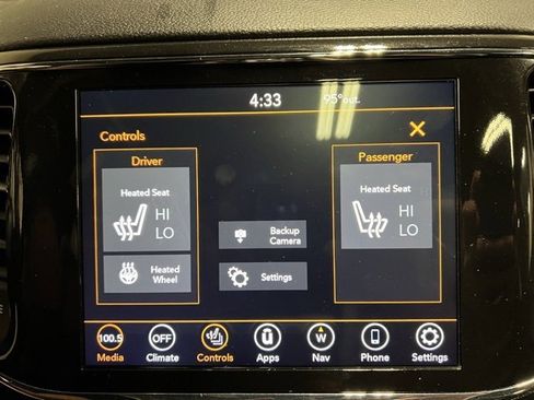 Used 2022 Jeep Grand Cherokee Limited image 41