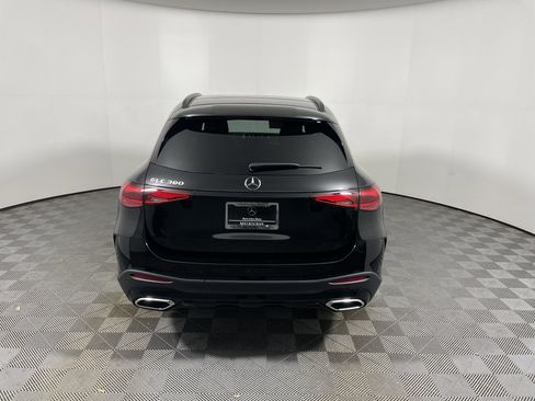 New 2026 Mercedes-Benz GLC 300 image 4
