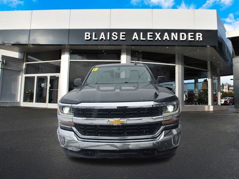 Used 2018 Chevrolet Silverado 1500 LT w/ All Star Edition image 10