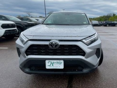 Used 2023 Toyota RAV4 LE AWD/4WD image 7