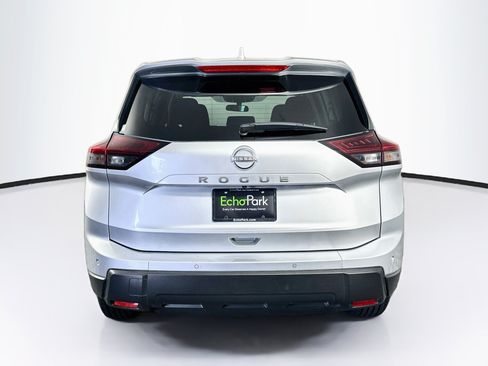 Used 2025 Nissan Rogue SV FWD image 7