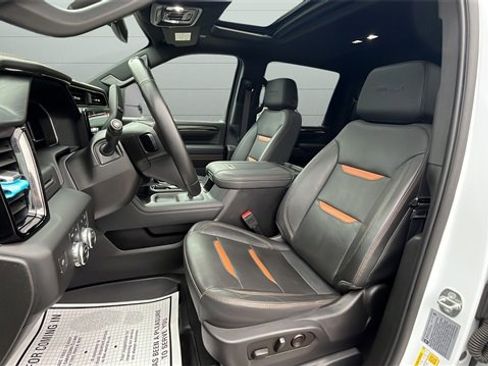 Used 2024 GMC Sierra 2500 AT4 w/ AT4 Preferred Package image 17