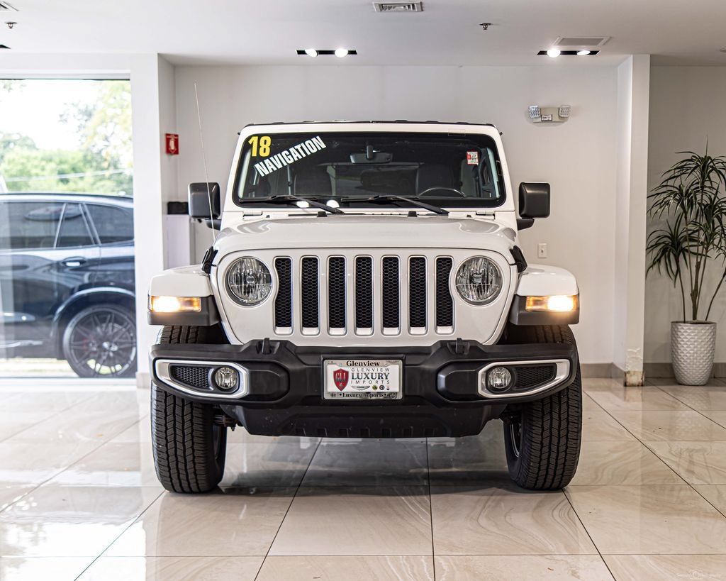 Used 2018 Jeep Wrangler Unlimited Sahara w/ Dual Top Group AWD/4WD image 2