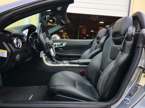 Used 2012 Mercedes-Benz SLK 350 image 14