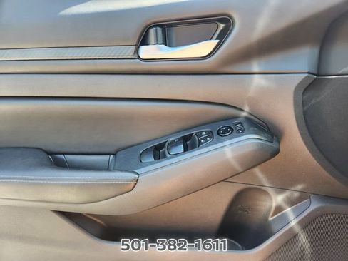 Certified 2025 Nissan Altima 2.5 SV FWD image 29