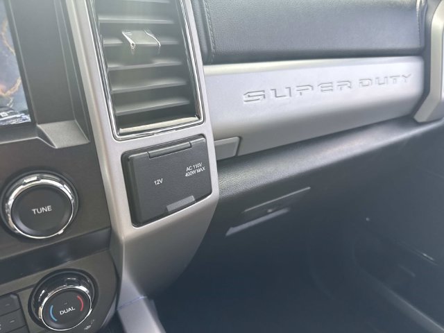 Used 2020 Ford F350 Lariat w/ Lariat Value Package AWD/4WD image 30