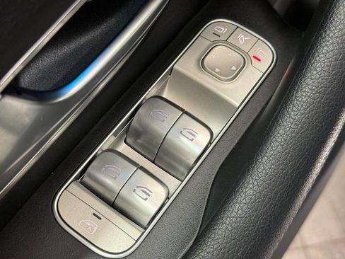 Certified 2023 Mercedes-Benz GLS 450 4MATIC image 19