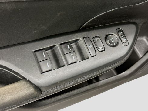 Used 2018 Honda Civic EX image 15