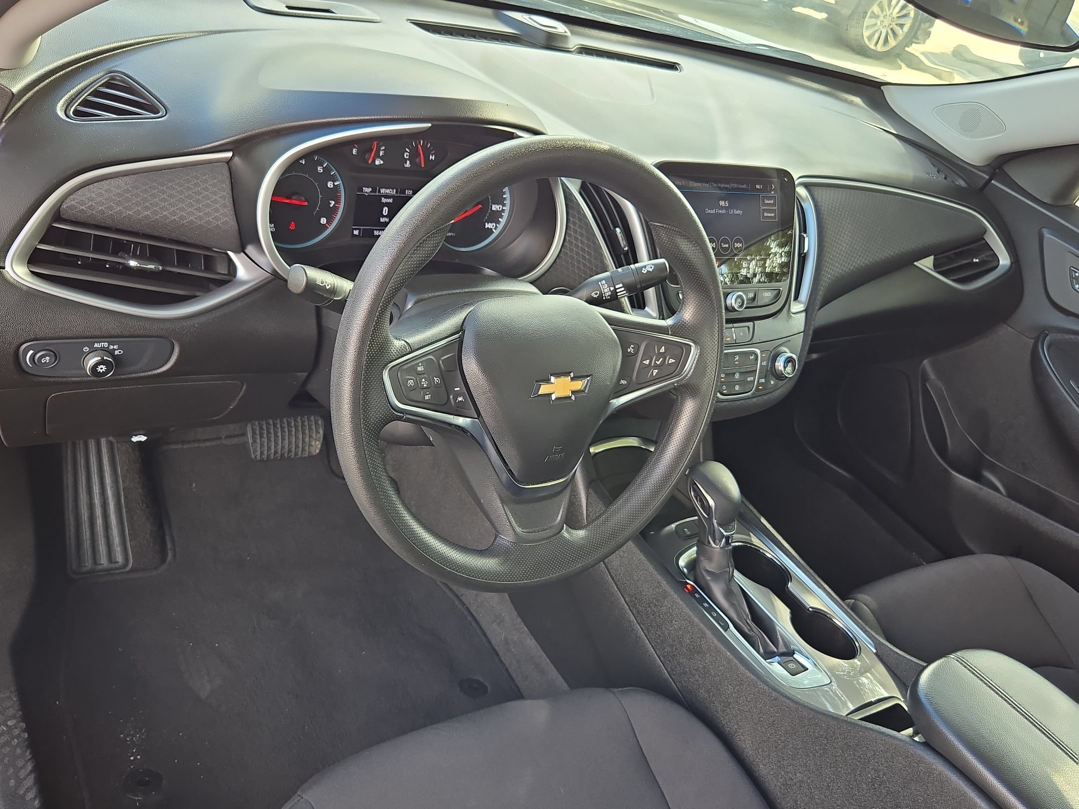 Certified 2025 Chevrolet Malibu LT FWD image 10