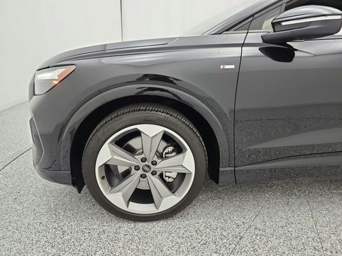 Used 2024 Audi Q4 e-tron Premium Plus w/ Premium Plus AWD/4WD image 17