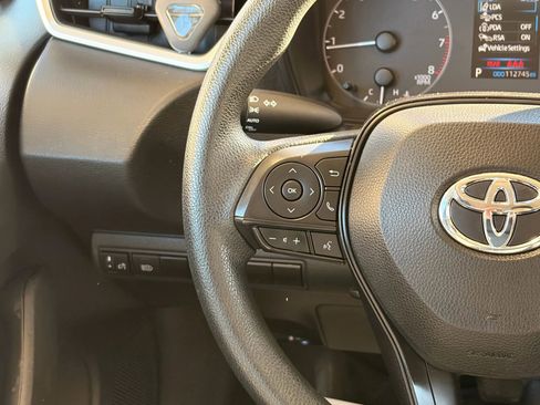 Used 2024 Toyota Corolla LE image 76