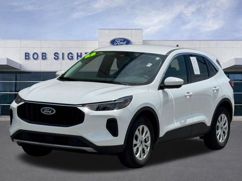 Used 2023 Ford Escape Active w/ Tech Pack #2 AWD/4WD image 31