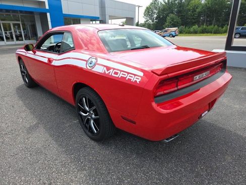 Used 2010 Dodge Challenger R/T image 17