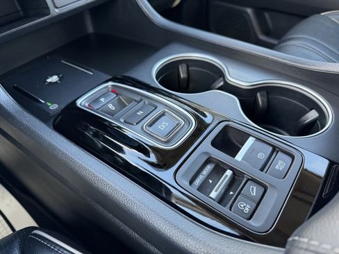 Used 2023 Honda Pilot Elite image 27