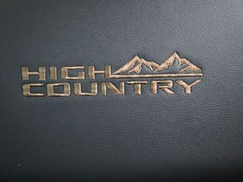 New 2026 Chevrolet Silverado 2500 High Country w/ High Country Premium Package AWD/4WD image 34
