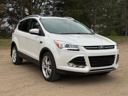 Used 2016 Ford Escape Titanium w/ Equipment Group 301A AWD/4WD image 1