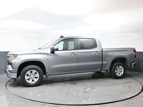 Used 2025 Chevrolet Silverado 1500 LT image 8