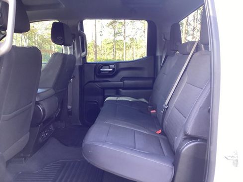 Used 2024 Chevrolet Silverado 1500 Custom Trail Boss w/ LPO, Dark Essentials Package image 16