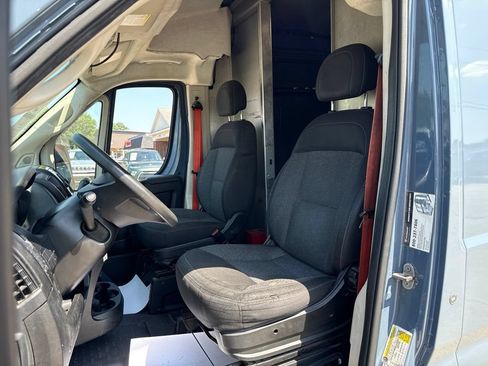 Used 2020 RAM ProMaster 3500 FWD image 2