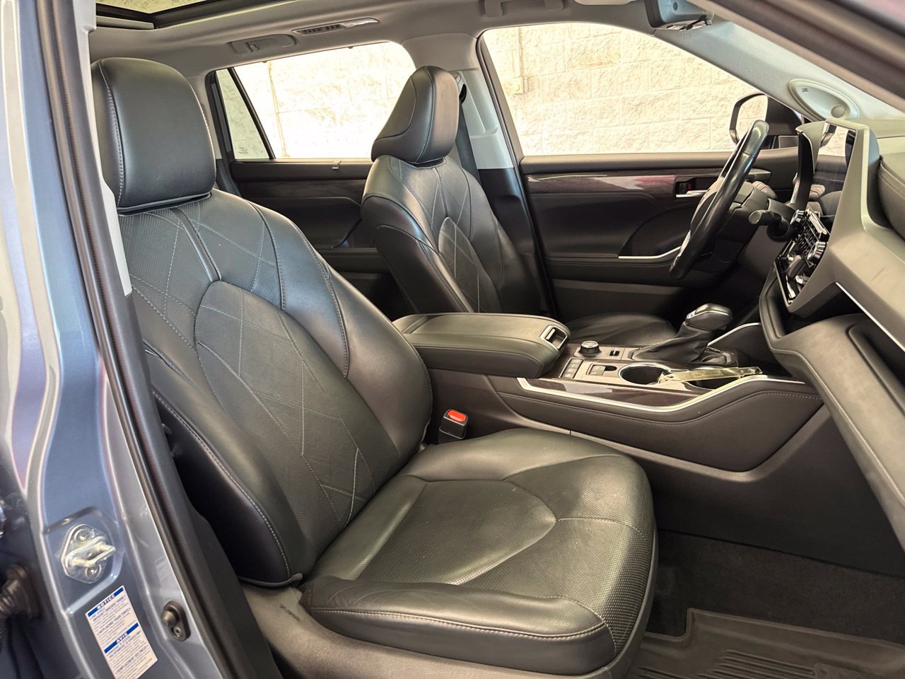 Certified 2021 Toyota Highlander Platinum AWD/4WD image 54