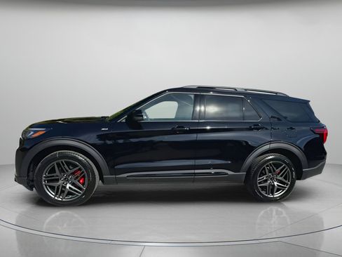 New 2026 Ford Explorer ST-Line w/ ST-Line Street Pack image 15