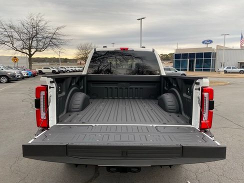 New 2026 Ford F250 Platinum AWD/4WD image 10
