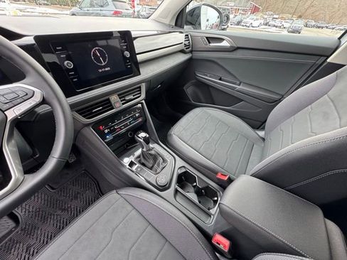 New 2026 Volkswagen Taos SE AWD/4WD image 28