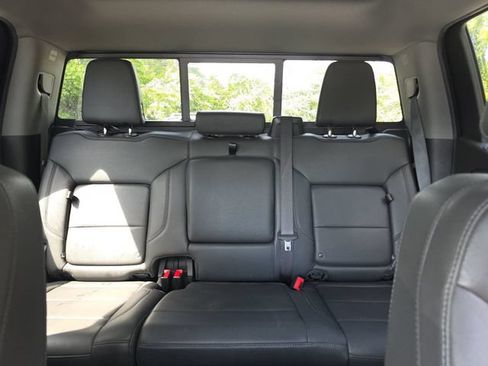 Used 2023 GMC Sierra 1500 Elevation w/ Elevation Premium Package AWD/4WD image 14