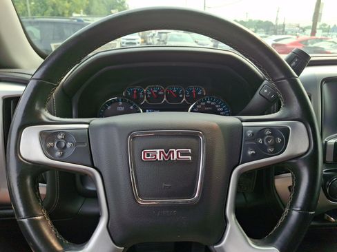 Used 2017 GMC Sierra 1500 SLE w/ SLE Value Package AWD/4WD image 19
