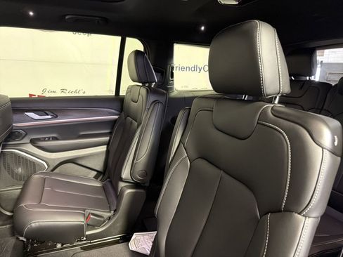 New 2026 Jeep Grand Cherokee L Limited AWD/4WD image 26