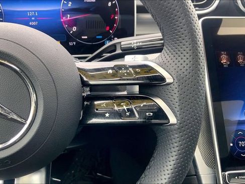 Used 2025 Mercedes-Benz C 300 4MATIC Sedan image 21