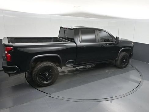 Used 2024 Chevrolet Silverado 2500 ZR2 w/ Technology Package AWD/4WD image 41