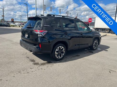 Used 2026 Subaru Forester Premium AWD/4WD image 4