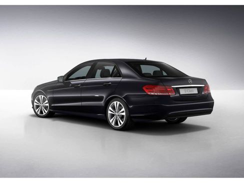 Used 2014 Mercedes-Benz E 350 Sedan image 28
