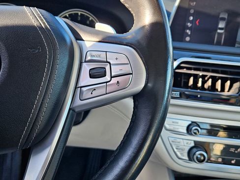 Used 2018 BMW 750i w/ Interior Design Package RWD image 16