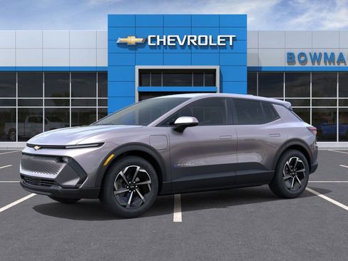 New 2026 Chevrolet Equinox EV LT w/ Comfort Package FWD image 2