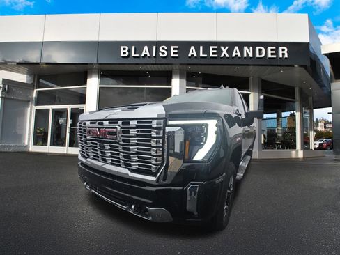 New 2026 GMC Sierra 3500 Denali w/ Technology Package image 10