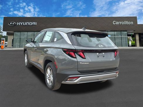 New 2026 Hyundai Tucson SE FWD image 8