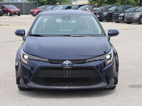 Used 2022 Toyota Corolla LE image 5