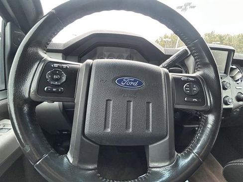 Used 2013 Ford F250 Lariat image 14