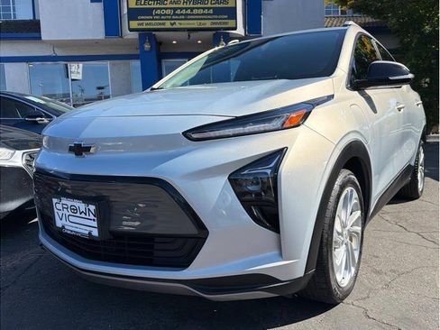 Used 2023 Chevrolet Bolt EUV LT w/ Driver Confidence Package FWD image 25