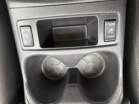 Used 2017 Nissan Rogue Sport SV w/ SV All-Weather Package image 57