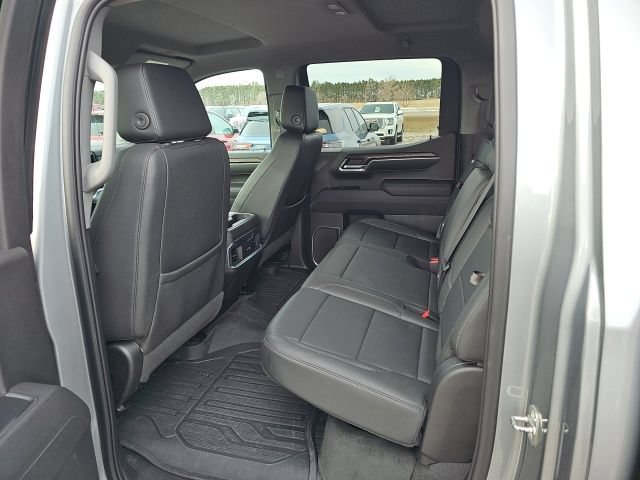 Used 2023 GMC Sierra 1500 SLT w/ SLT Premium Package AWD/4WD image 10