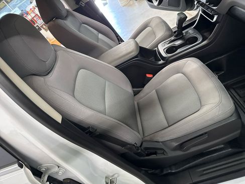 Used 2018 Chevrolet Colorado W/T w/ WT Convenience Package AWD/4WD image 42